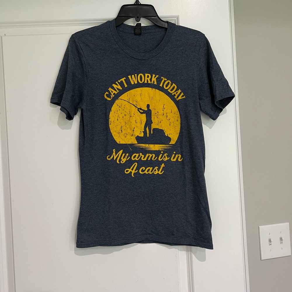 Anvil Mens Funny Fishing Short Sleeve T-Shirt